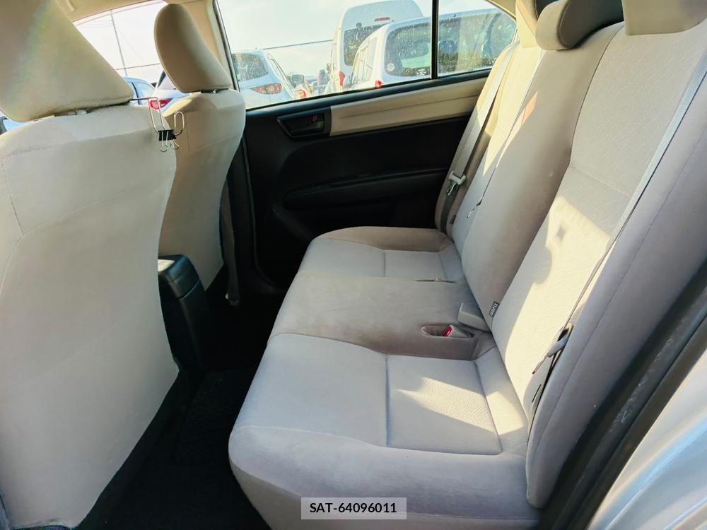Toyota COROLLA AXIO 2013-09 8111254-9