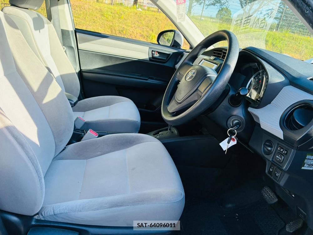 Toyota COROLLA AXIO 2013-09 8111254-11