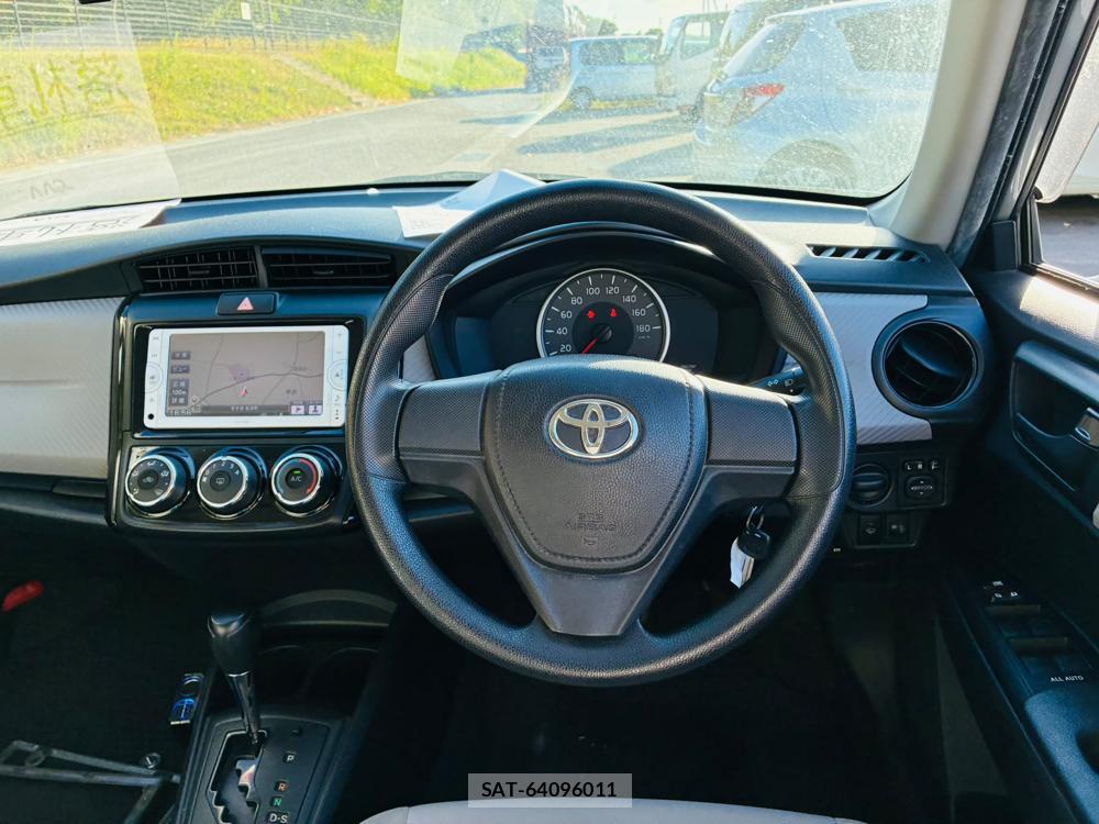 Toyota COROLLA AXIO 2013-09 8111254-13