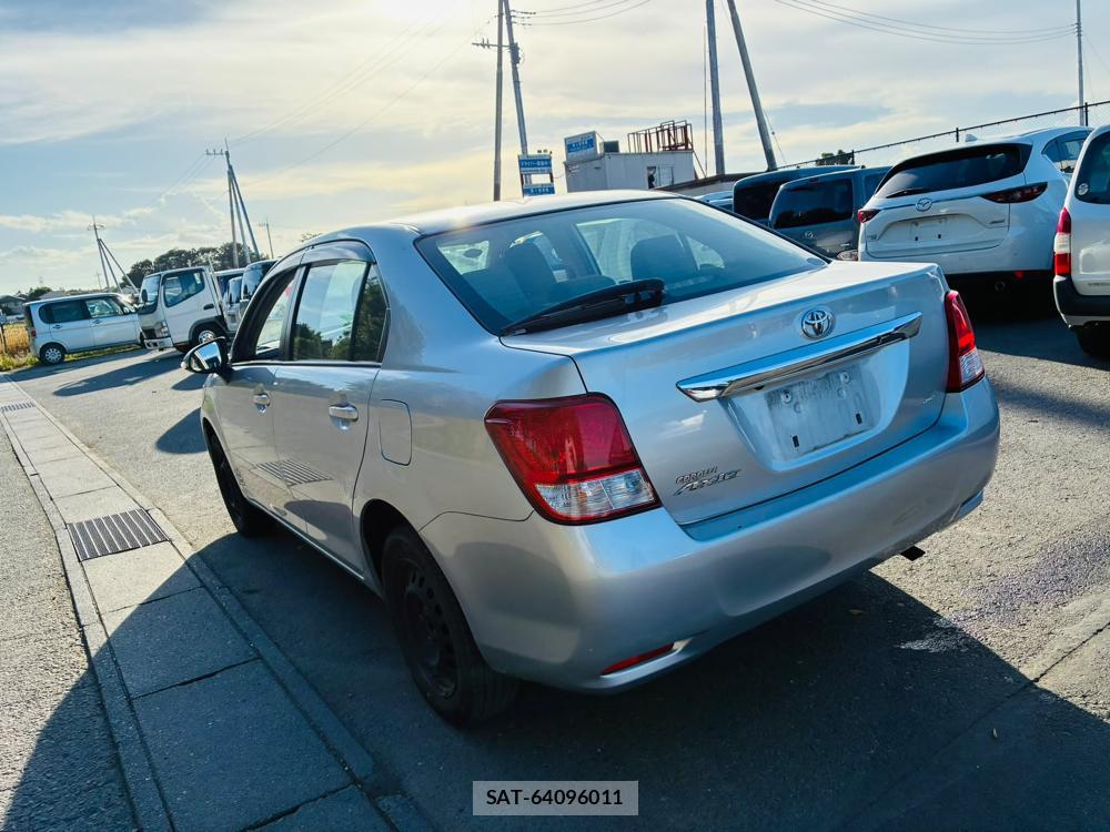 Toyota COROLLA AXIO 2013-09 8111254-2
