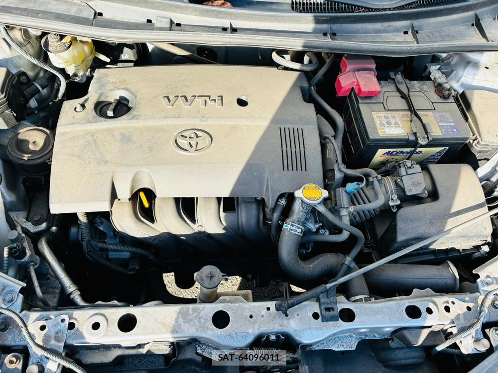 Toyota COROLLA AXIO 2013-09 8111254-32