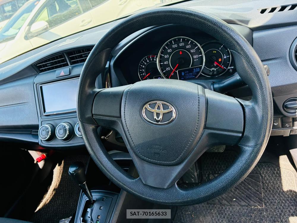 Toyota COROLLA AXIO 2019-03 8184136-14