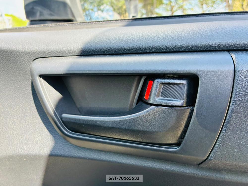 Toyota COROLLA AXIO 2019-03 8184136-20