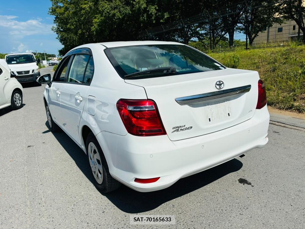 Toyota COROLLA AXIO 2019-03 8184136-2
