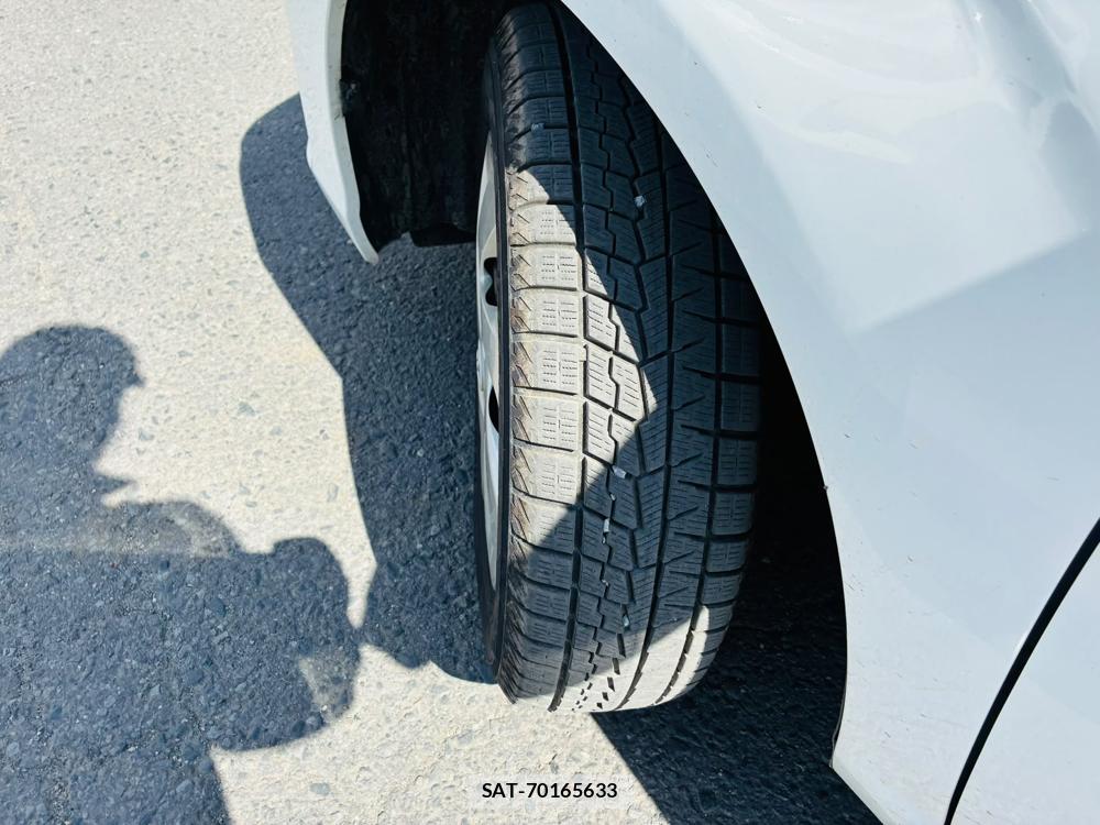 Toyota COROLLA AXIO 2019-03 8184136-30
