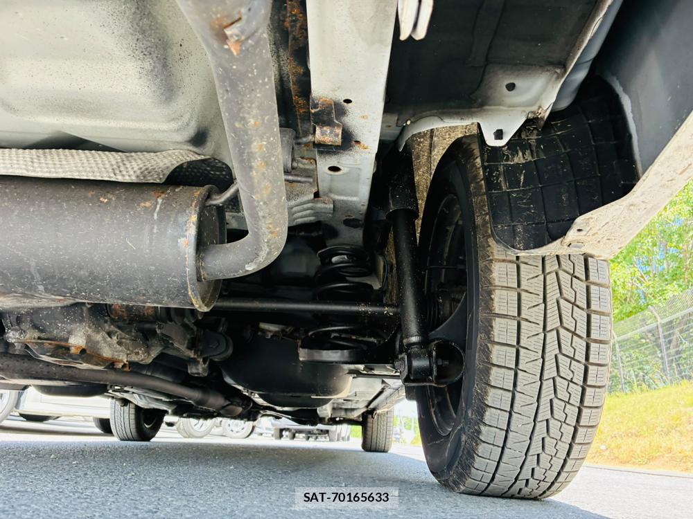 Toyota COROLLA AXIO 2019-03 8184136-35