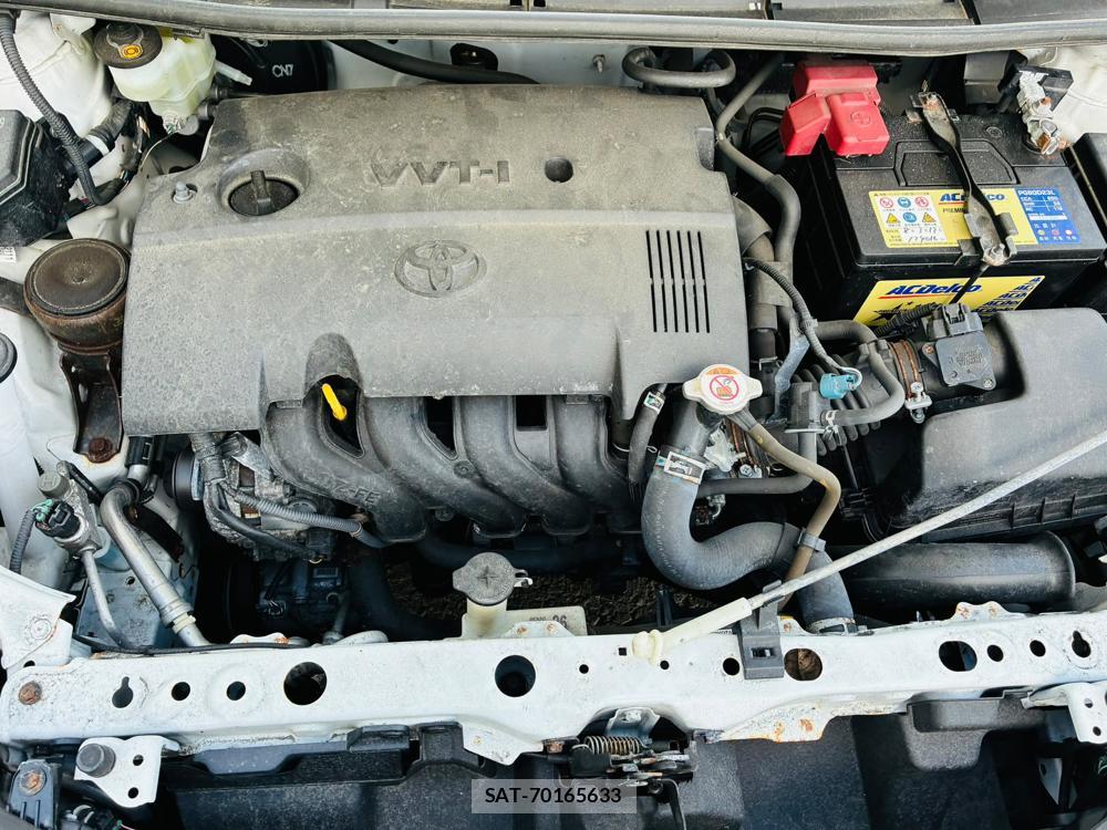 Toyota COROLLA AXIO 2019-03 8184136-37