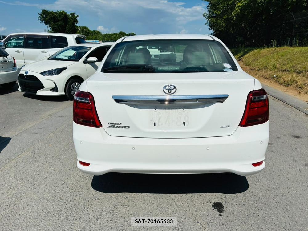 Toyota COROLLA AXIO 2019-03 8184136-3