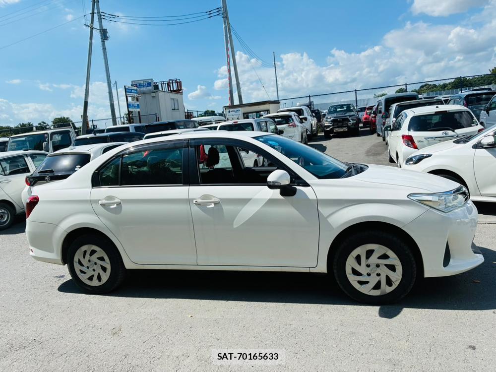 Toyota COROLLA AXIO 2019-03 8184136-5
