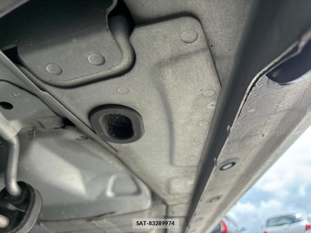Toyota COROLLA AXIO 2019-07 8244210-36