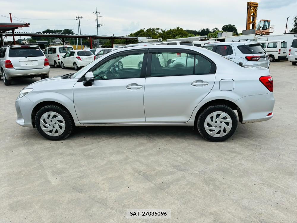Toyota COROLLA AXIO 2020-07 8329518-1