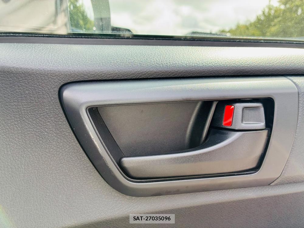 Toyota COROLLA AXIO 2020-07 8329518-19