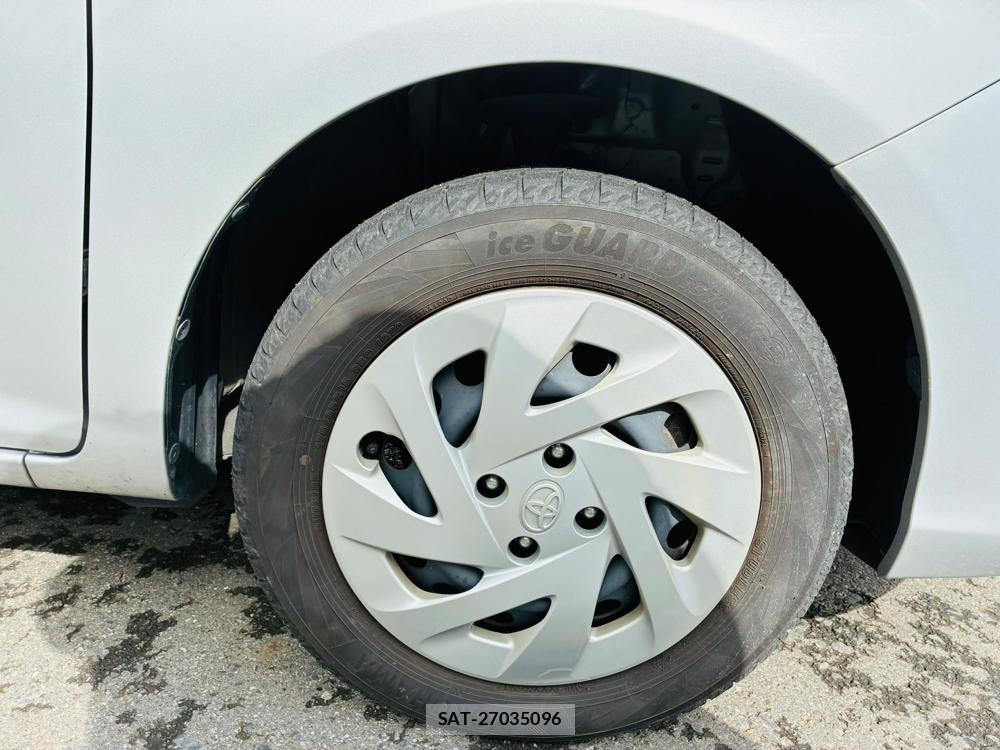 Toyota COROLLA AXIO 2020-07 8329518-26