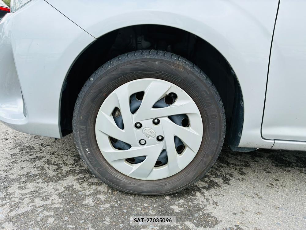 Toyota COROLLA AXIO 2020-07 8329518-27