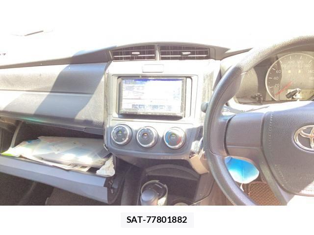 Toyota COROLLA AXIO 2017-03 8411692-8