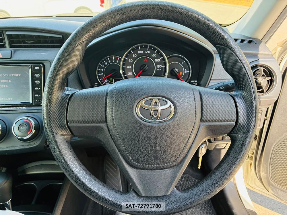 Toyota COROLLA AXIO 2019-03 8282298-14
