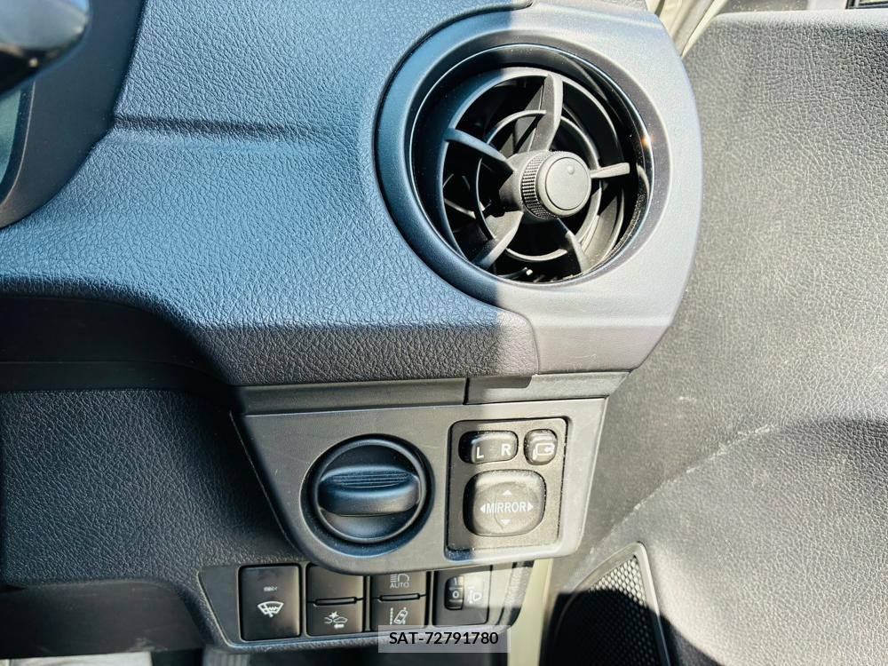 Toyota COROLLA AXIO 2019-03 8282298-15