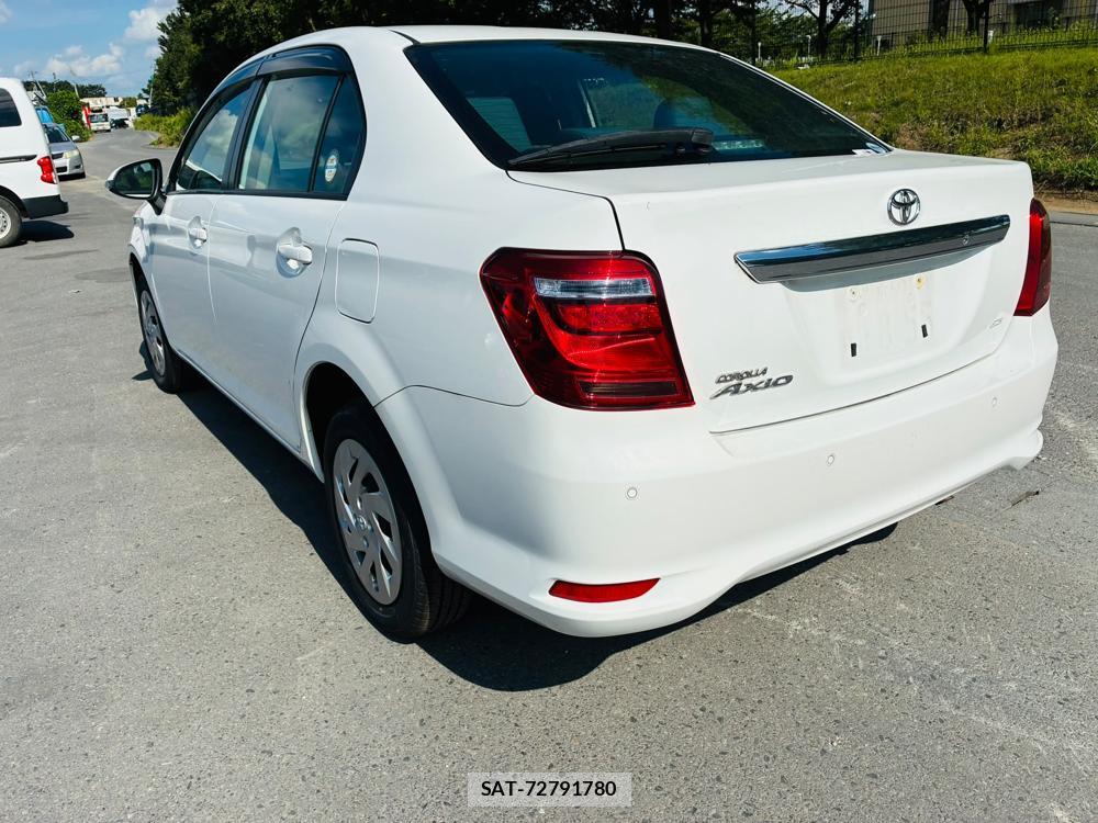 Toyota COROLLA AXIO 2019-03 8282298-2