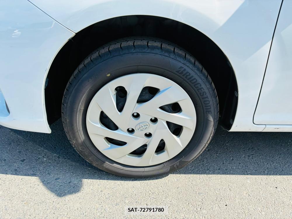 Toyota COROLLA AXIO 2019-03 8282298-28