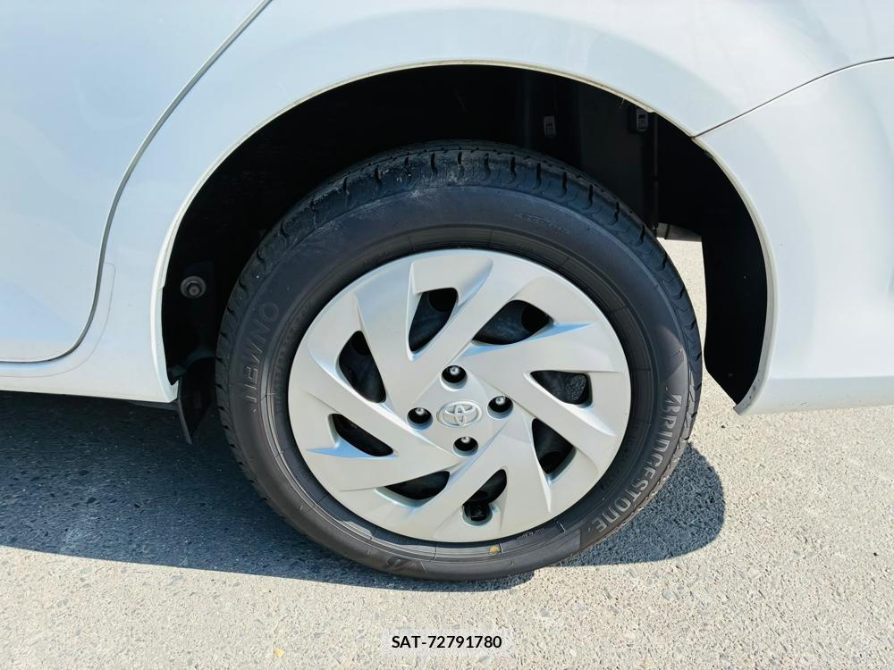 Toyota COROLLA AXIO 2019-03 8282298-29