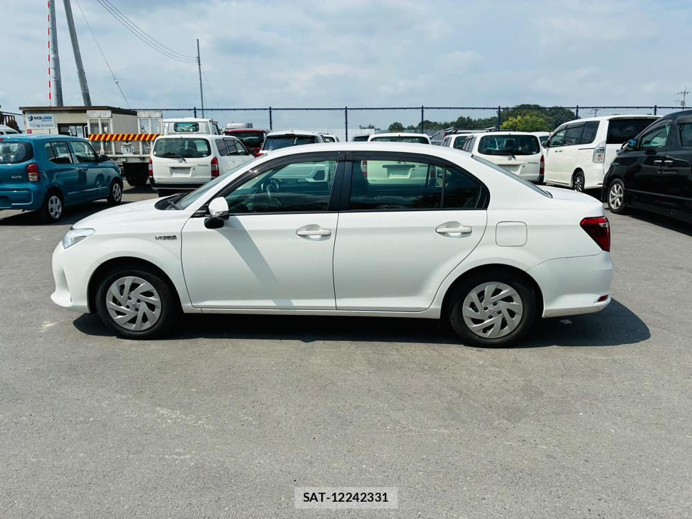 Toyota COROLLA AXIO 2019-07 8199195-1