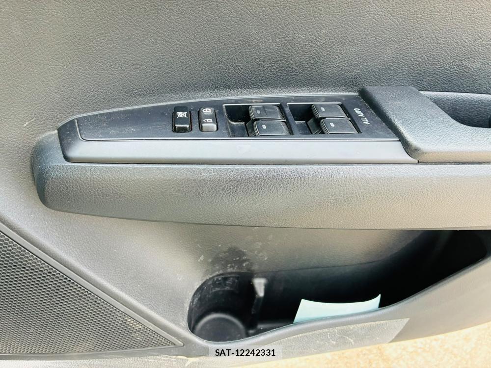 Toyota COROLLA AXIO 2019-07 8199195-20