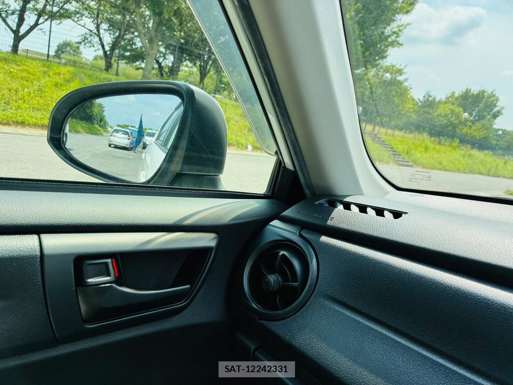 Toyota COROLLA AXIO 2019-07 8199195-21
