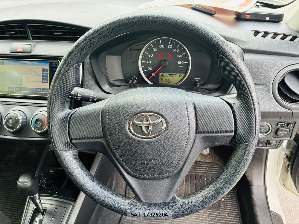 Toyota COROLLA AXIO 2019-10 8408527-14