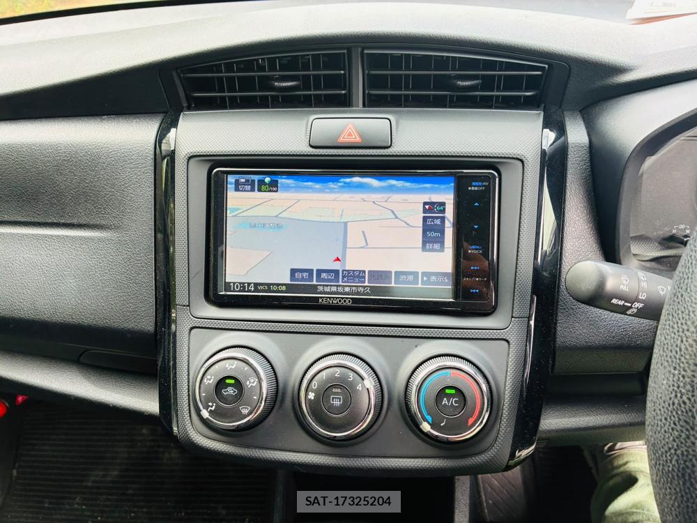Toyota COROLLA AXIO 2019-10 8408527-19