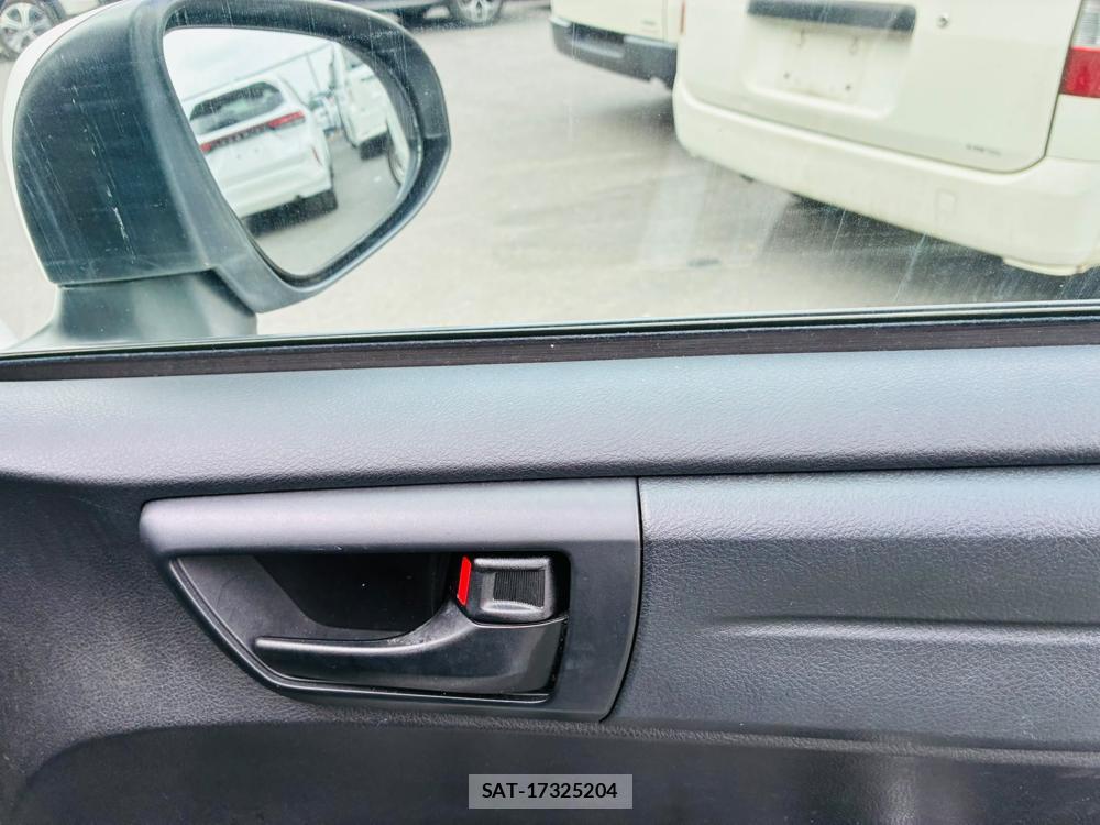 Toyota COROLLA AXIO 2019-10 8408527-21