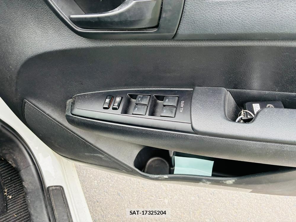 Toyota COROLLA AXIO 2019-10 8408527-22