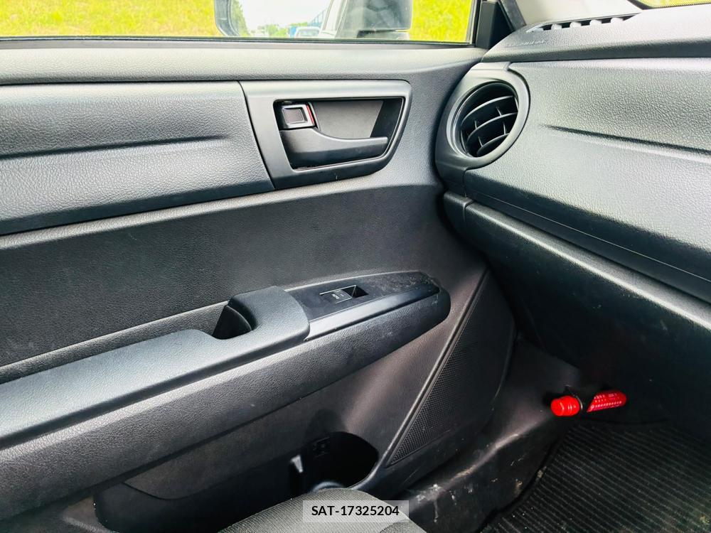 Toyota COROLLA AXIO 2019-10 8408527-24