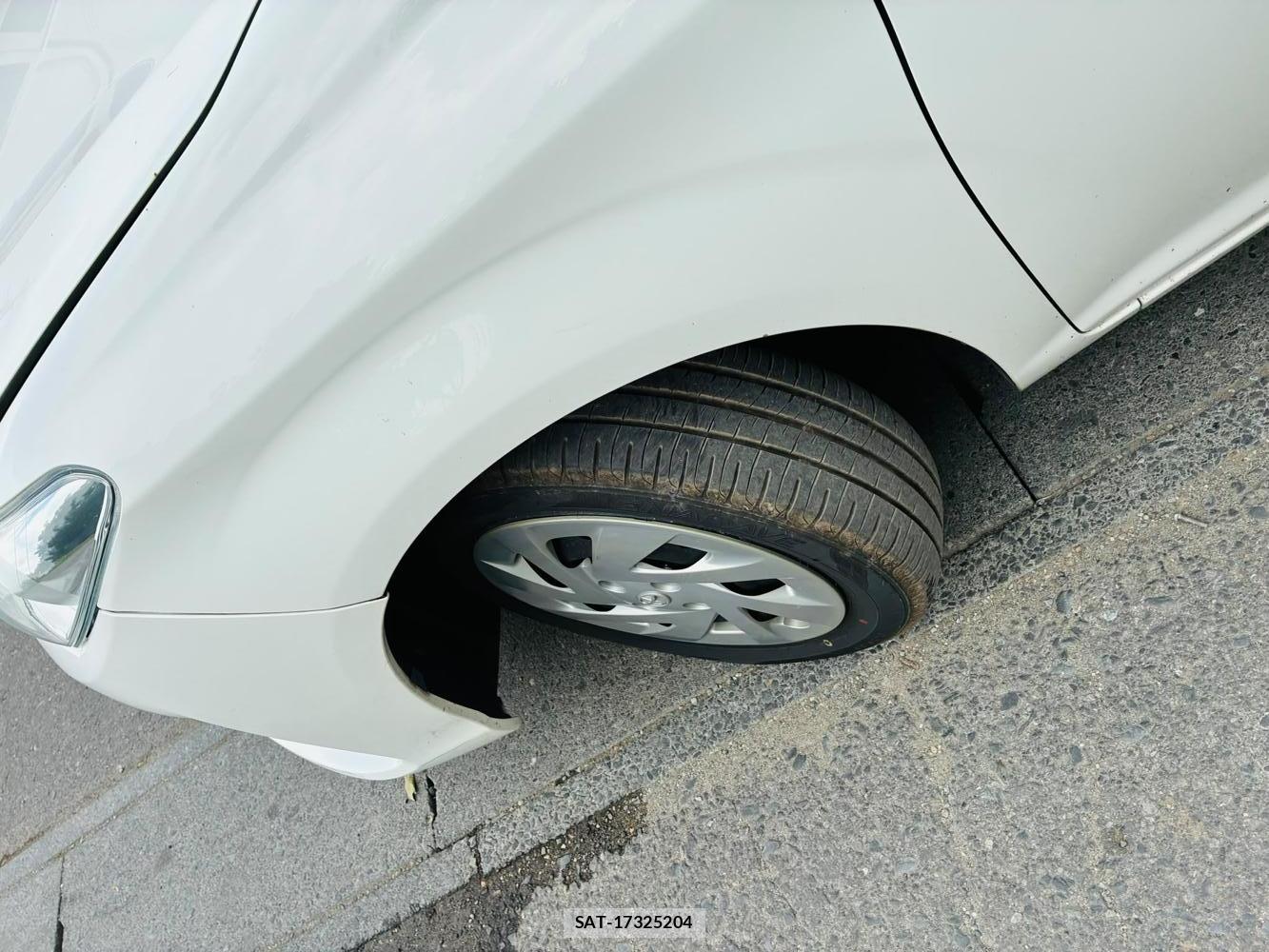 Toyota COROLLA AXIO 2019-10 8408527-32
