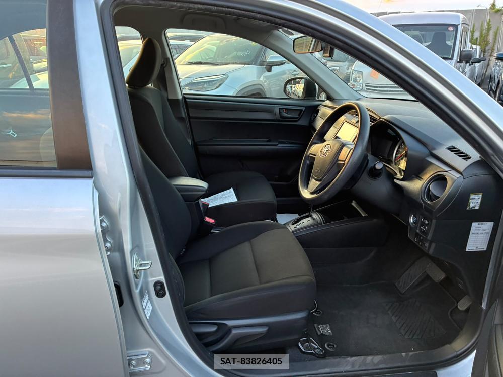 Toyota COROLLA AXIO 2020-07 8298894-11