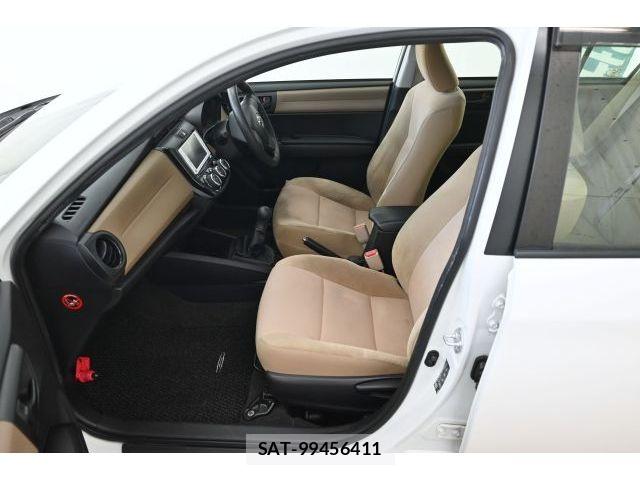 Toyota COROLLA AXIO 2014-03 8524088-9