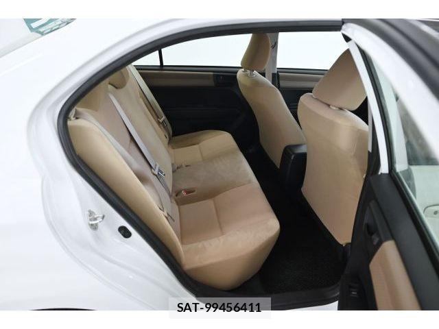 Toyota COROLLA AXIO 2014-03 8524088-8