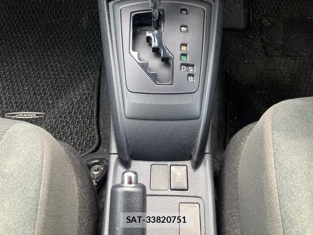 Toyota COROLLA AXIO 2019-03 8489808-5