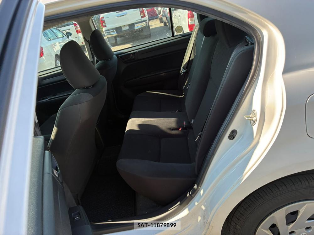 Toyota COROLLA AXIO 2019-03 8282302-9