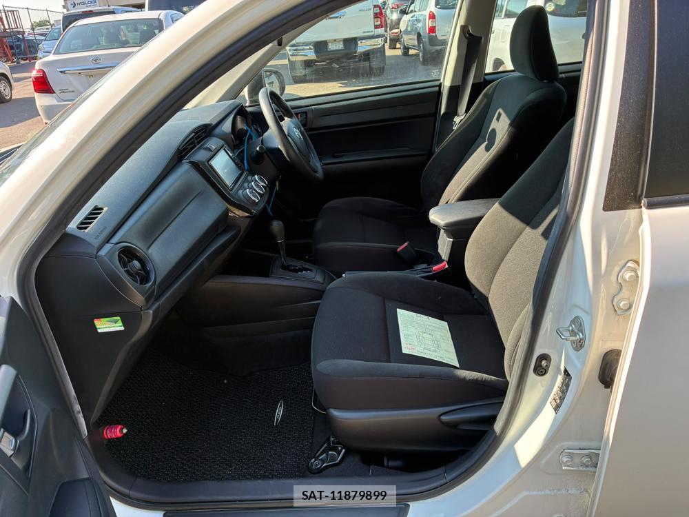 Toyota COROLLA AXIO 2019-03 8282302-10