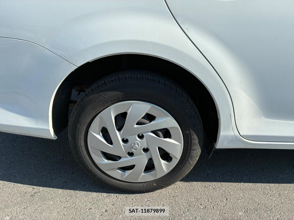 Toyota COROLLA AXIO 2019-03 8282302-27