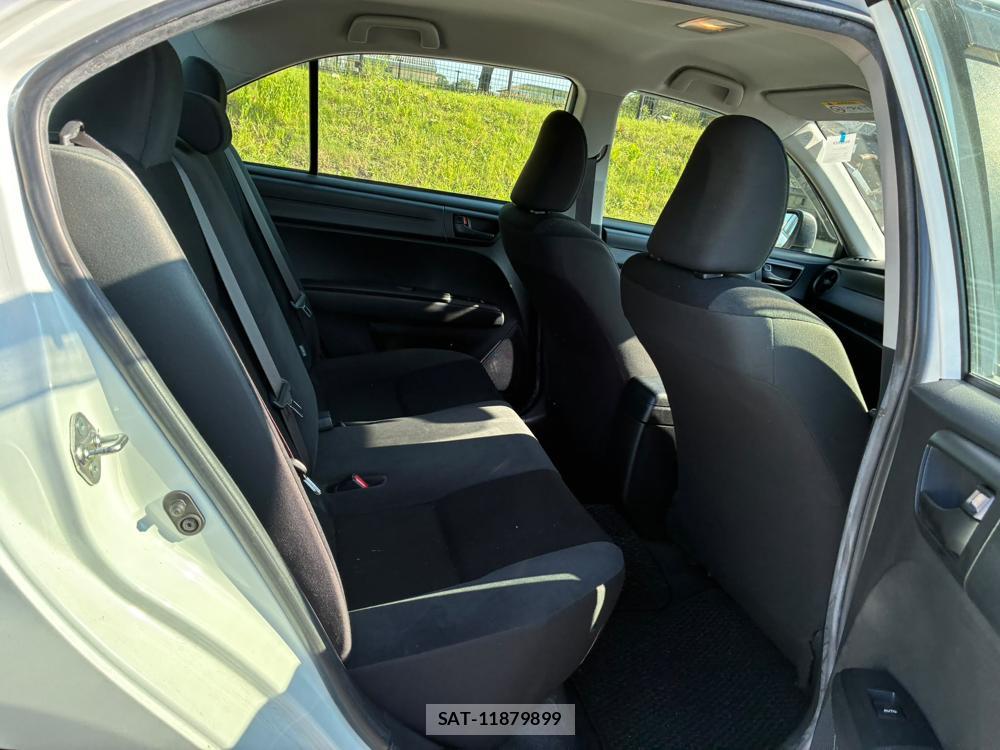 Toyota COROLLA AXIO 2019-03 8282302-8