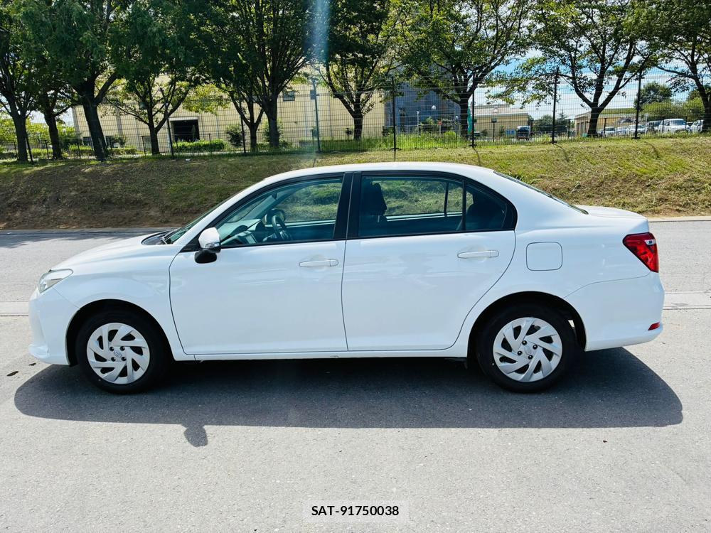 Toyota COROLLA AXIO 2020-09 8489804-1