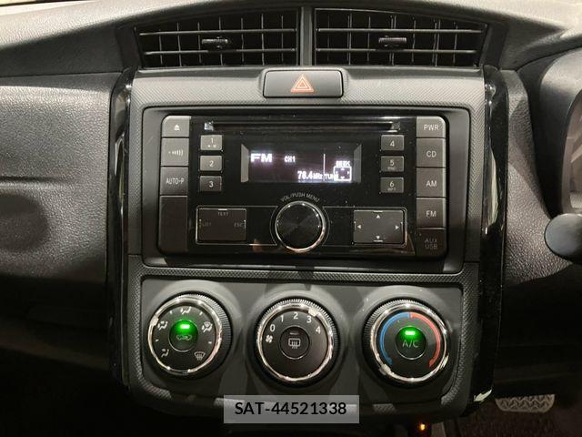 Toyota COROLLA AXIO 2018-07 8626188-11
