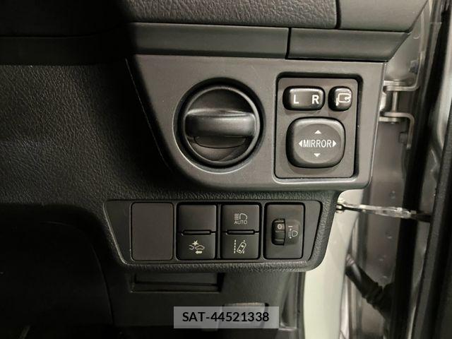 Toyota COROLLA AXIO 2018-07 8626188-12