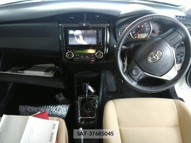 Toyota COROLLA AXIO 2016-10 8626189-1