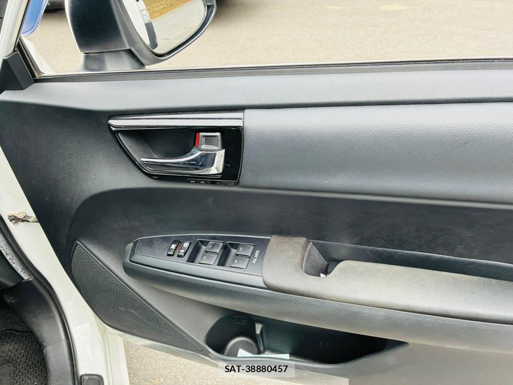 Toyota COROLLA AXIO 2019-08 8543896-22