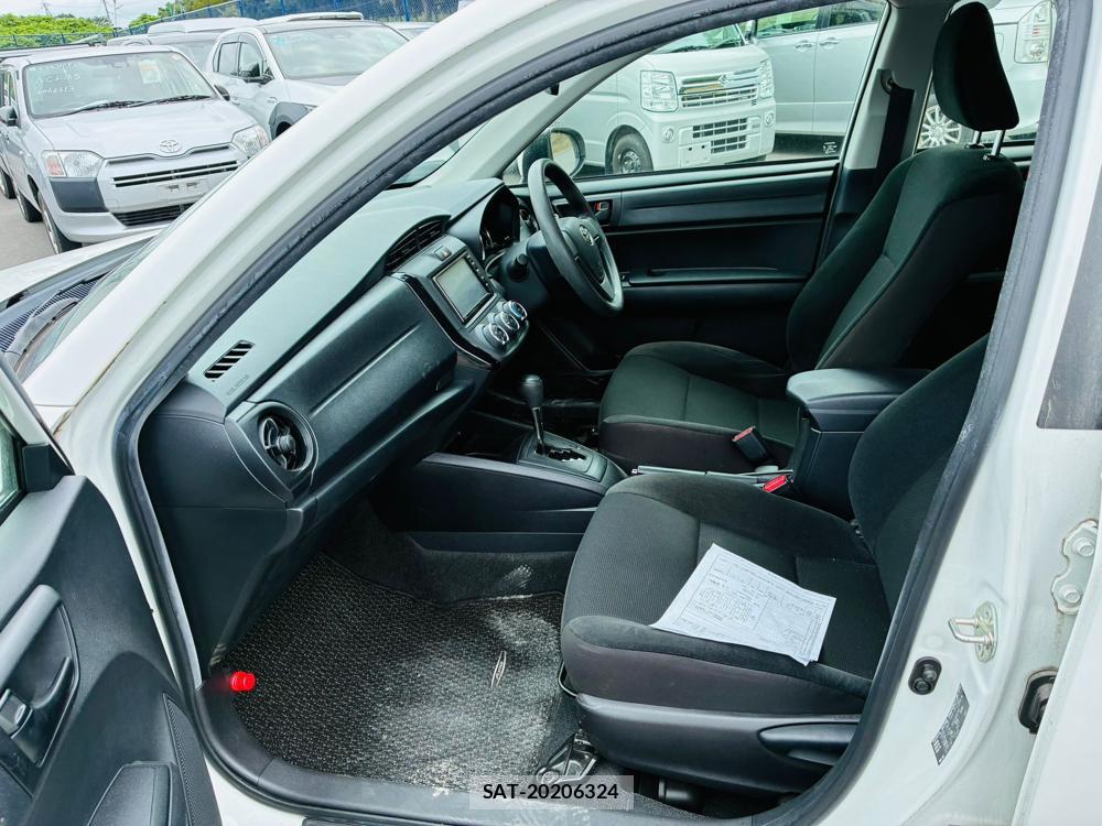 Toyota COROLLA AXIO 2019-04 8282301-10