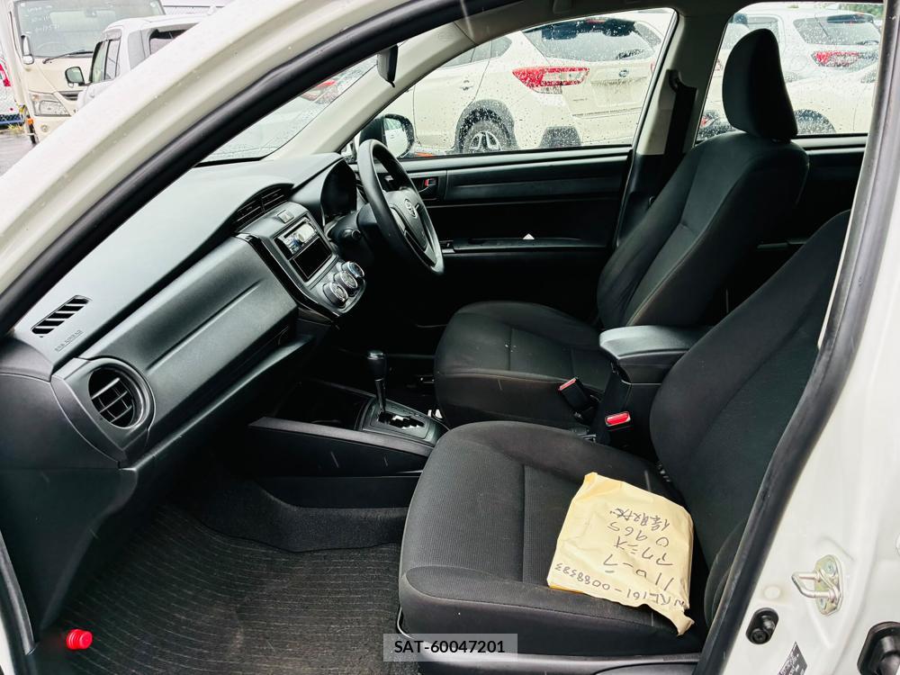 Toyota COROLLA AXIO 2020-04 8590881-10