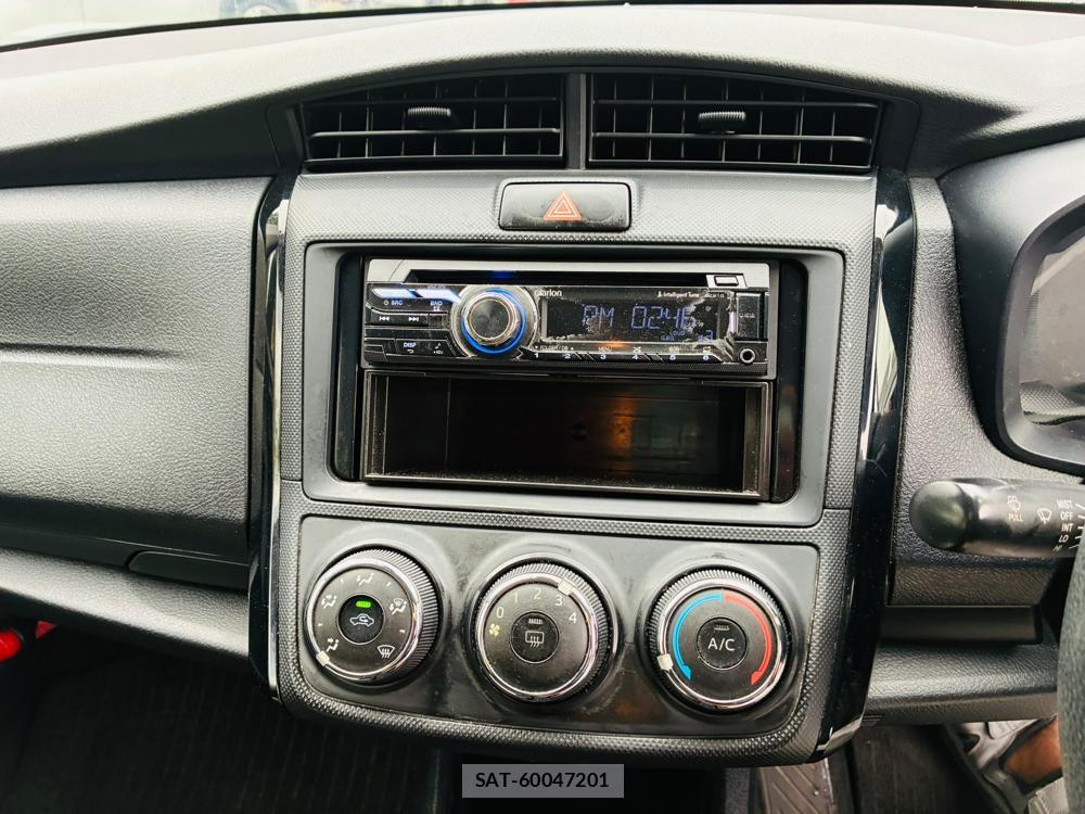 Toyota COROLLA AXIO 2020-04 8590881-19