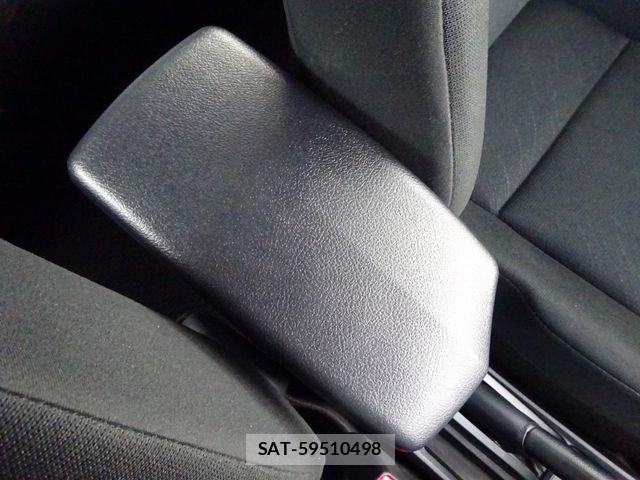 Toyota COROLLA AXIO 2020-06 8741219-20